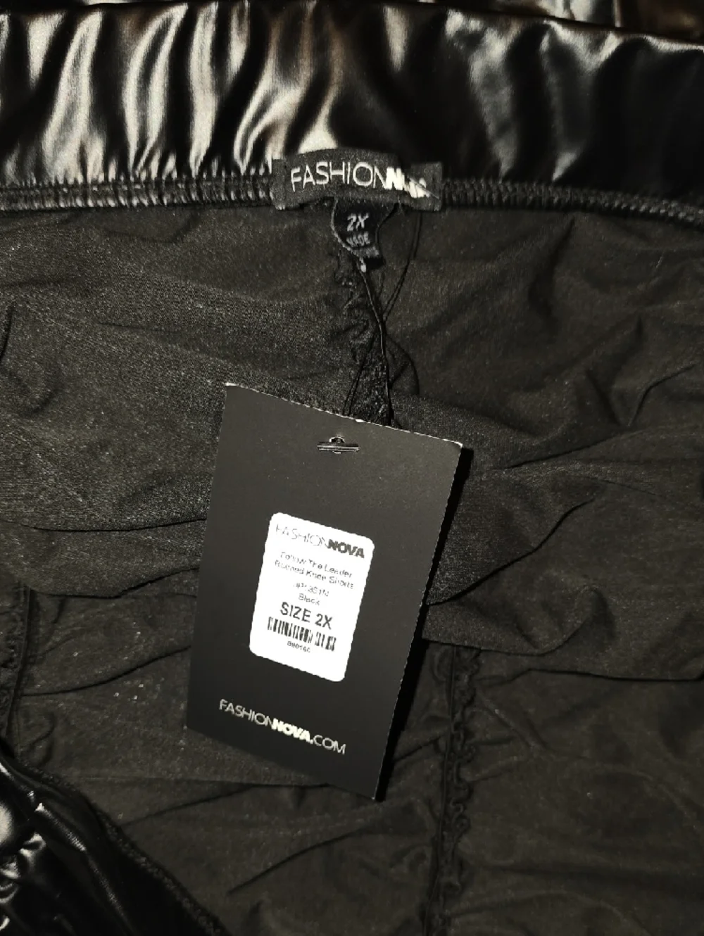 Fashion Nova Black Ruched Faux Leather Women’s Shorts - Picture 5 of 7